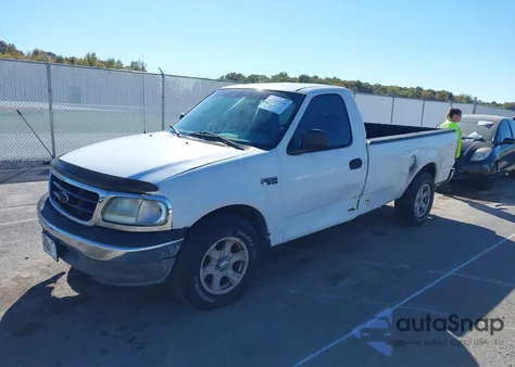 2002 Ford F-150 Xl/Xlt z USA, uszkodzony, nr VIN 1FTRF17212NA27698